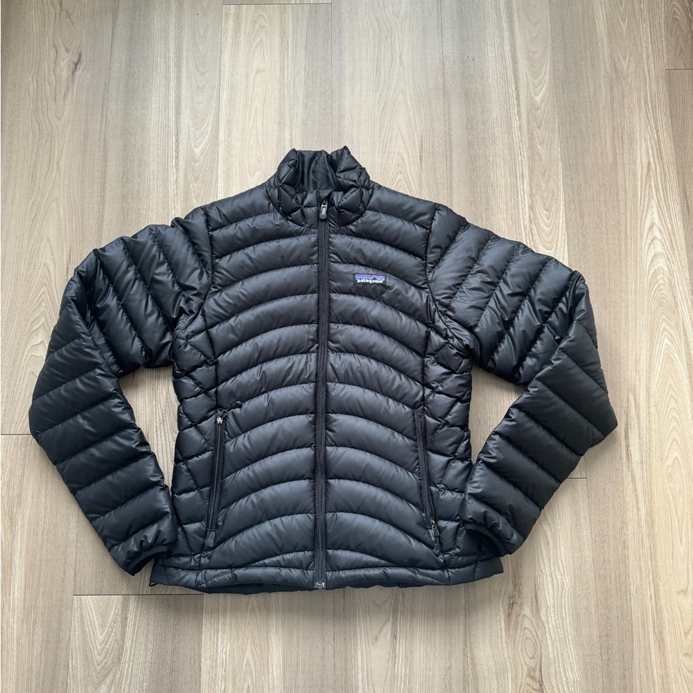 Patagonia Jacket Womens XS Black Down Sweater Full Zip Puffer Outdoor Hiking